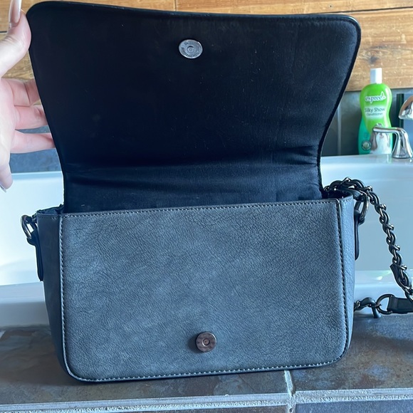 Jeane & Jax Luxury Vegan Purse - Picture 3 of 5